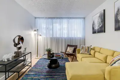 2125 Saint-Marc Street - La Citadelle Apartment for Rent