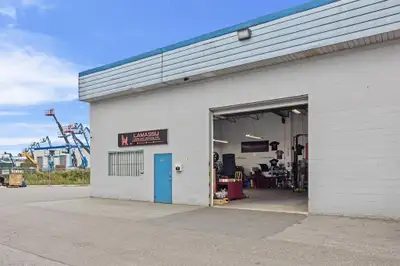 Prime Downtown Langley Location- Profitable Car detailing, accessories, & lifting business. Seize th...