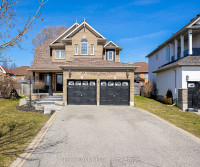 ✨MOVE IN READY 4+1 BDRM ALL BRICK HOME WITH DOUBLE GARAGE!