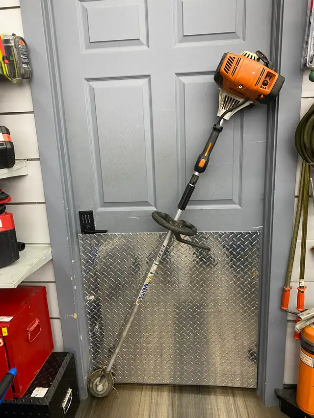 Stihl FS 91 R String Trimmer in Power Tools in City of Toronto - Image 3