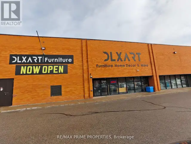 5701 STEELES AVENUE W Toronto (Humber Summit), Ontario in Commercial & Office Space for Rent in Markham / York Region - Image 4