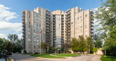 Building Features 121 Parkway Forest Dr. is a highly sought-after building in the Henry Farm neighbo...