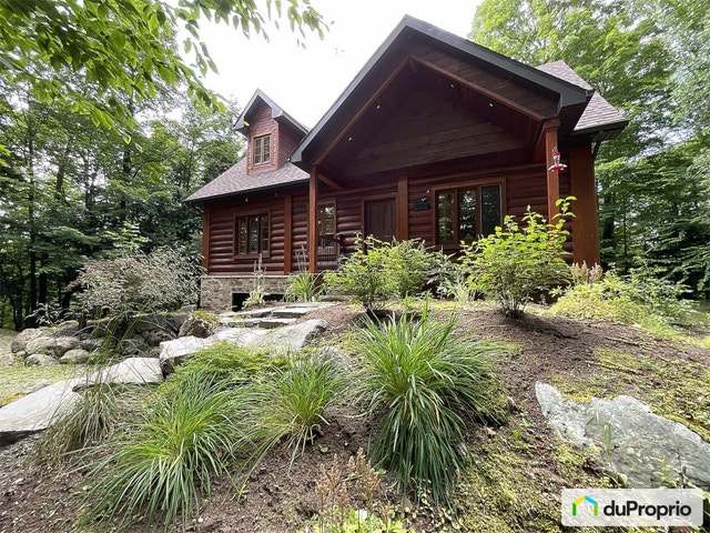 $1,100,000 - 1 1/2 Storey for sale in Austin — photo 1