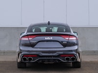 CARGET AUTOMOTIVE is thrilled to offer this 2022 Kia Stinger GT Elite, a high-performance sport seda... (image 7)