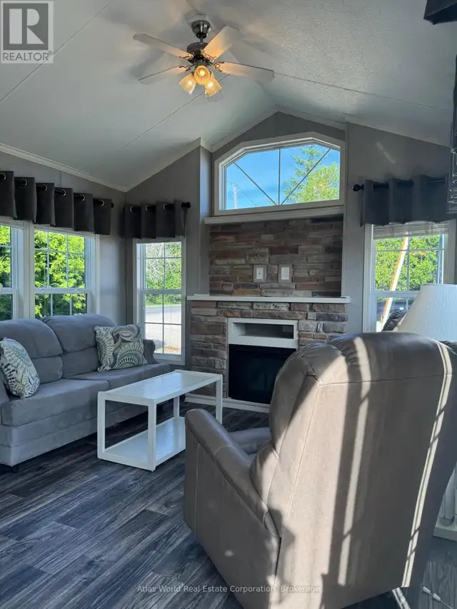 12 - 9 TAMARAC ROAD Northern Bruce Peninsula, Ontario in Long Term Rentals in Owen Sound - Image 6