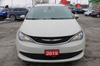WELL MAINTAINED Experience The Perfect Blend Of Style, Comfort, And Practicality With The 2019 Chrys... (image 1)