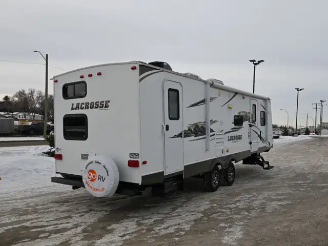 2013 LaCrosse 292BHS in Travel Trailers & Campers in St. Albert - Image 7