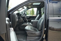 --DRIVE THE DREAM THIS SUMMER AT ADRENALIN MOTORS! NOW LOCATED IN GASOLINE ALLEY, RED DEER!-- NO ACC... (image 8)