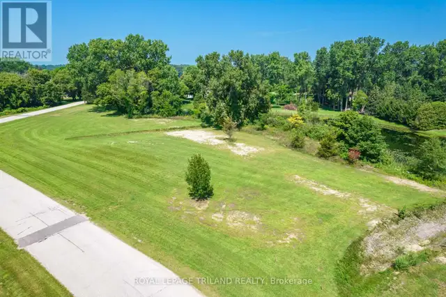 9952 ERIC STREET Lambton Shores, Ontario in Land for Sale in Grand Bend - Image 5