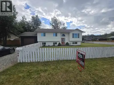 Sparkling clean and fresh 4+ bedroom family home that is easy walking distance to new elementary sch...