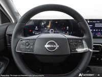 This Nissan Sentra has a trusty Regular Unleaded I-4 2.0 L/122 engine powering this Variable transmi... (image 9)