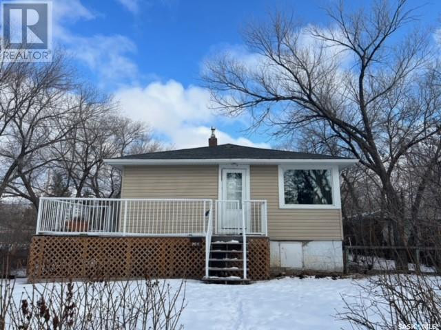 701 Montague STREET Regina, Saskatchewan in Houses for Sale in Regina