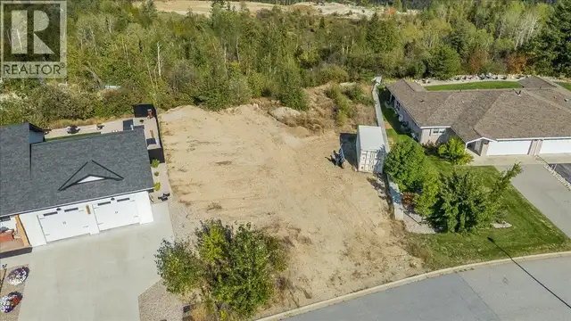 4009 Grandview Drive Castlegar, British Columbia in Land for Sale in Nelson - Image 8