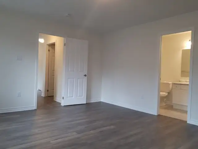 3 Bedroom 3 Washroom townhouse for Rent Pickering in Long Term Rentals in Oshawa / Durham Region - Image 17