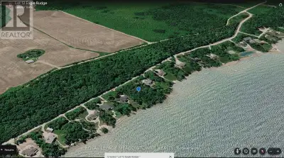 Here is a rare chance to own Georgian Bay waterfront.This is a 1.85-acre lot with about 200 feet of...