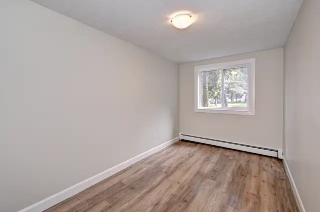 Fergus 2 Bedroom Apartment for Rent: in Long Term Rentals in Guelph - Image 20