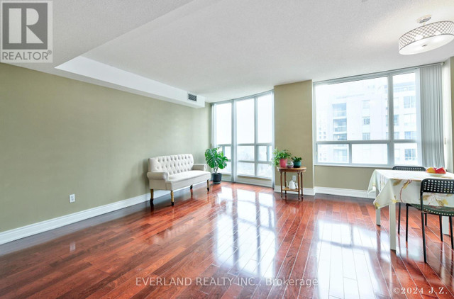 #1903 -238 DORIS AVE Toronto, Ontario in Condos for Sale in City of Toronto - Image 3