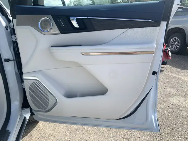 2026 Buick Enclave Avenir in Cars & Trucks in Brandon - Image 21