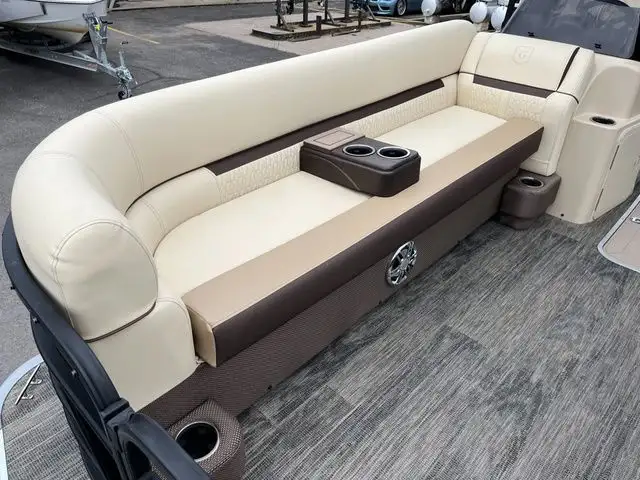 2022 Sweetwater SW 2286 Single Flip Lounge in Sport Touring in Sault Ste. Marie - Image 26