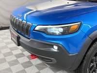 LEATHER HEATED SEATS/STEERING WHEEL, PANORAMIC SUNROOF, REVERSE CAMERA, BLUETOOTH HANDSFREE, BLINDSP... (image 4)