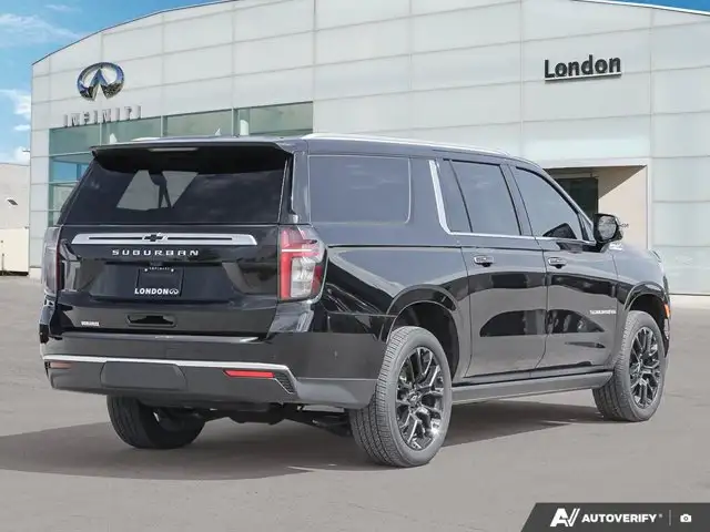 2024 Chevrolet Suburban High Country | HUD | Wireless Carplay in Cars & Trucks in London - Image 4