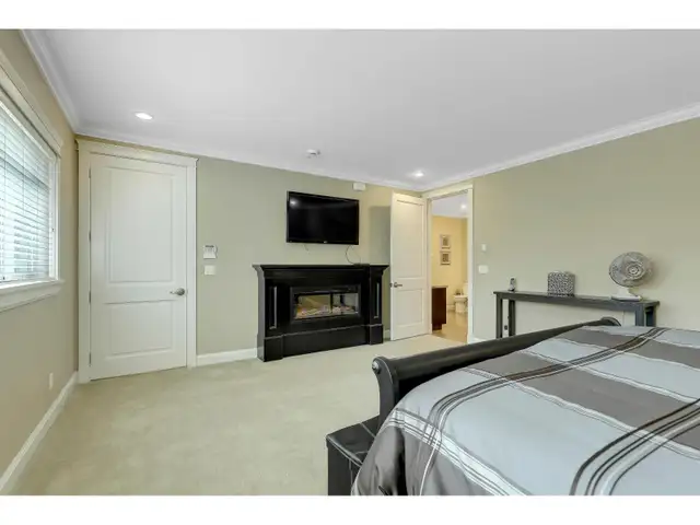 2831 184 STREET Surrey, British Columbia in Houses for Sale in Delta/Surrey/Langley - Image 31