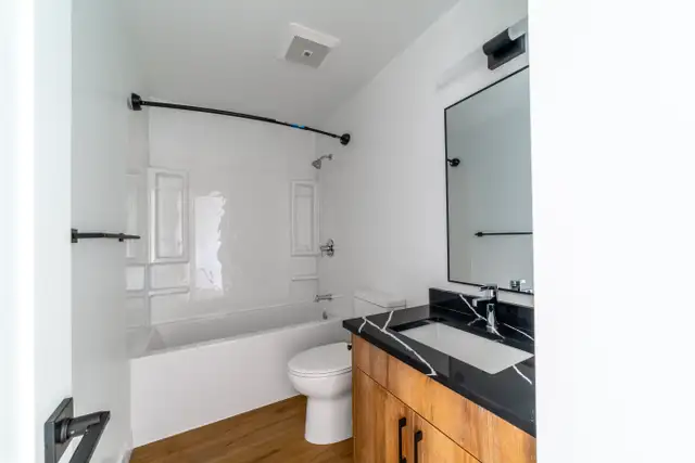 Recently renovated townhomes in NW Edmonton | Enjoy the playgrou in Long Term Rentals in Edmonton - Image 14
