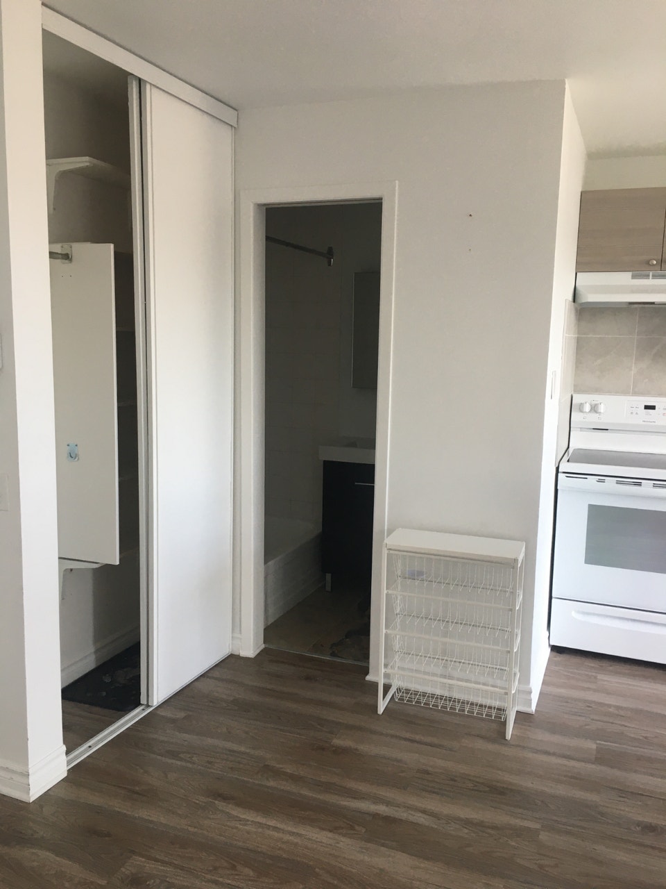 Appartement 1 1/2, 2 1/2 4