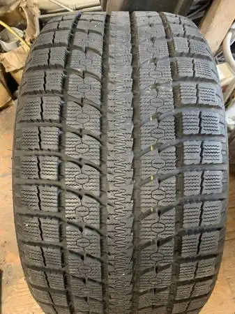 a Brand new Take off toyo Winter performance tire with tread as New (1 TIRE ONLY) size 315/35/20 110...