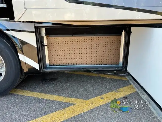 2024 Newmar Ventana 3512 Diesel Pusher in RVs & Motorhomes in Moncton - Image 77
