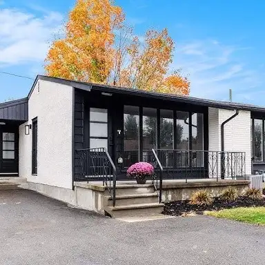 AUGUST 1 - Furnished Lower Level, Two-Bedroom Plus Den - Ottawa