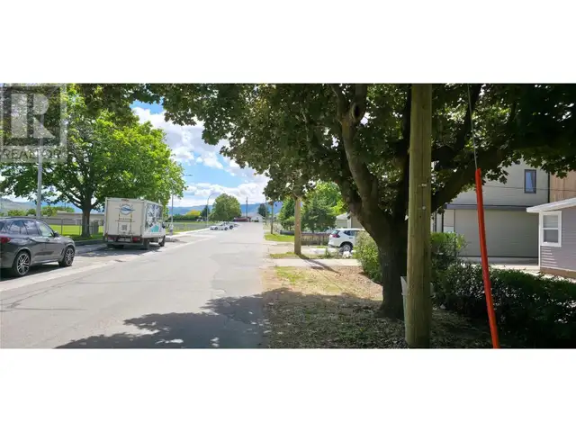 6176 SPARTAN Street Oliver, British Columbia in Houses for Sale in Penticton - Image 27