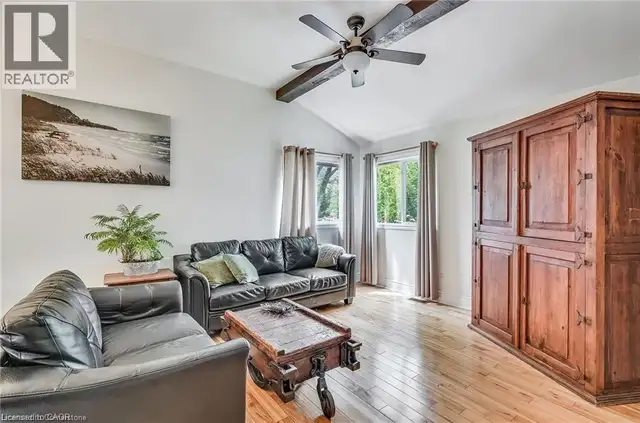 8 BEACH Road Lowbanks, Ontario in Houses for Sale in St. Catharines - Image 8
