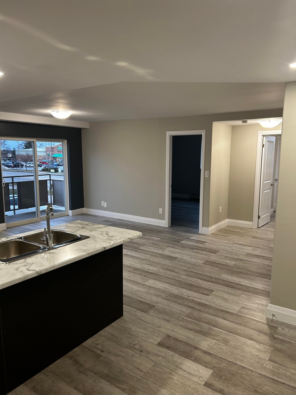 3791 Portage Road - 2 Bedroom Deluxe for Rent in Niagara Falls 4