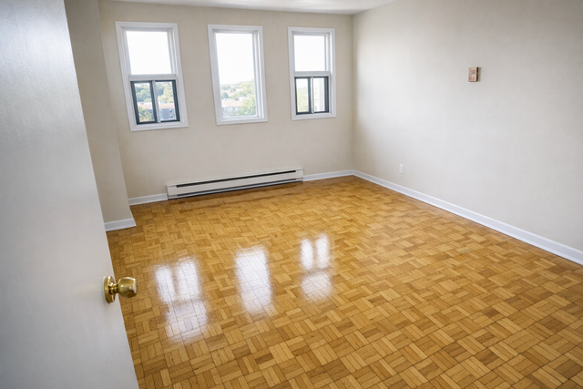 1 BEDROOM APARTMENT FOR RENT in Long Term Rentals in City of Toronto - Image 8