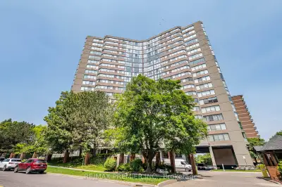 Get ready to fall in love with this sun-drenched 2-bedroom, 2-bathroom Condo , open-concept luxury c...