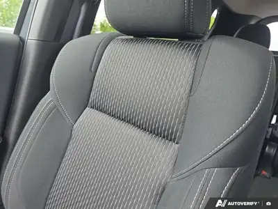 2025 Mitsubishi Outlander Plug-In Hybrid SE | NO ACCIDENTS EV, View more