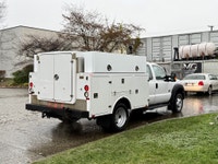 2015 Ford F-450 Super Duty Service Truck Cruise Control PIAA Fog Lights Tow Haul Mode 4X4 Gear Selec... (image 8)