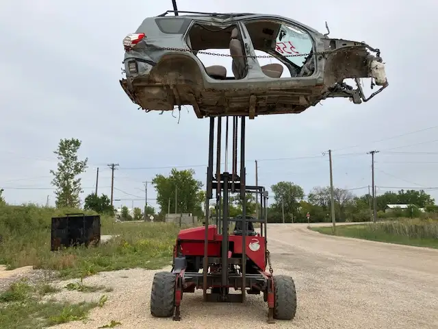All Terrain Moffett Forklifts Differential Lock $ 9,000 +Trailer in Other in Winnipeg - Image 3