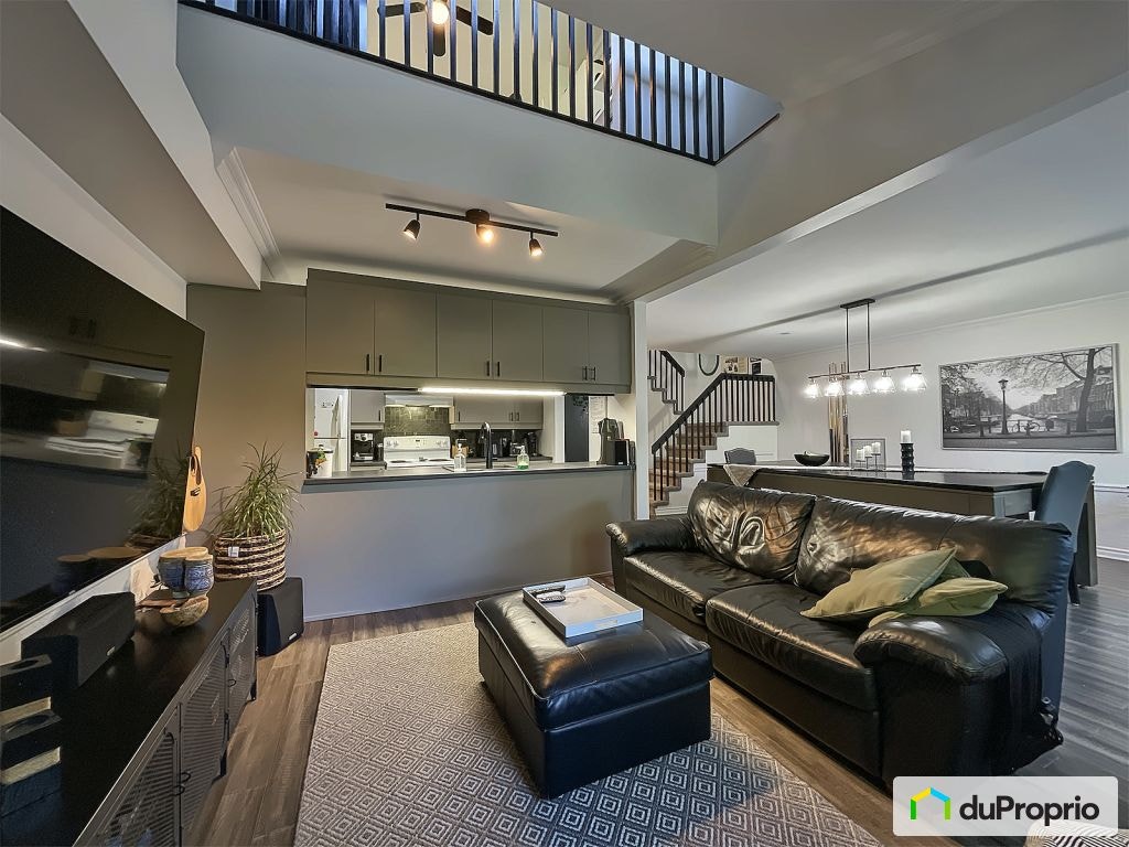 $359,900 - Condominium for sale in St-Jérôme (St-Jérôme) — photo 1