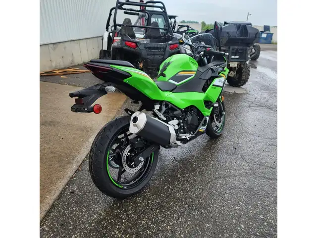 2025 Kawasaki Ninja 500 SE KRT Edition in Street, Cruisers & Choppers in Brantford - Image 6