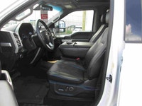 2017 Ford F-350 Diesel Lariat 4x4 with 170,065km! Equipped with remote keyless entry, power windows,... (image 8)