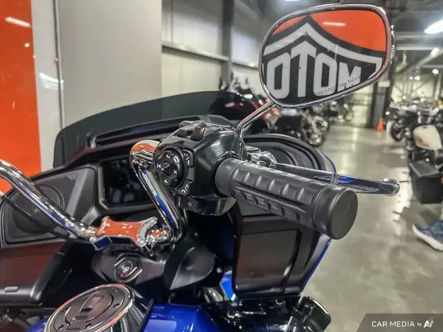 2024 Harley-Davidson FLTRX ROAD GLIDE in Sport Touring in Calgary - Image 16