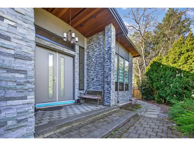 11890 GILMOUR CRESCENT Delta, British Columbia in Houses for Sale in Delta/Surrey/Langley - Image 31