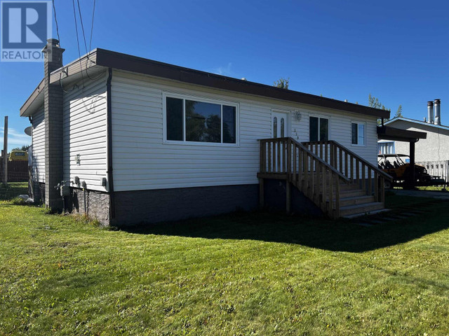 518 TUNASA DRIVE Fraser Lake, British Columbia in Houses for Sale in Burns Lake - Image 4