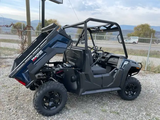 2022 Tracker Off Road 800SX LE Side by Side in ATVs in Vernon - Image 8