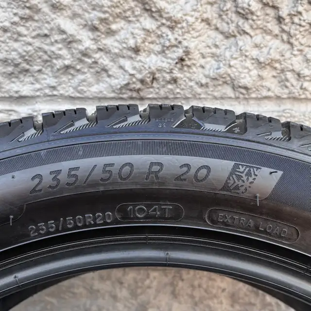 (97%) 4x 235/50R20 Michelin X-Ice Snow SUV Winters in Tires & Rims in City of Toronto - Image 6