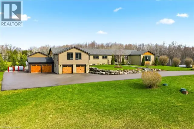 1371 10TH CONCESSION Road W Puslinch, Ontario in Houses for Sale in Guelph - Image 2