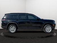 Cloth Seats, Power Sunroof, Remote Start System, Heated Front Seats, Heated Steering Wheel, 8.4 Touc... (image 5)