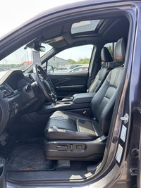 // ACCIDENT FREE!! // Built for real Canadian driving, this 2024 Honda Ridgeline TrailSport Crew Cab... (image 2)